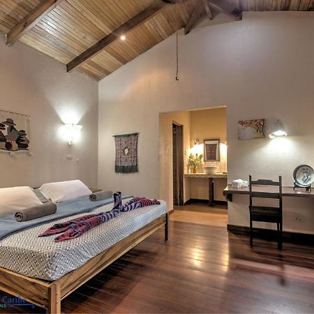 Casa Koda Beach Front Cocles Extérieur photo